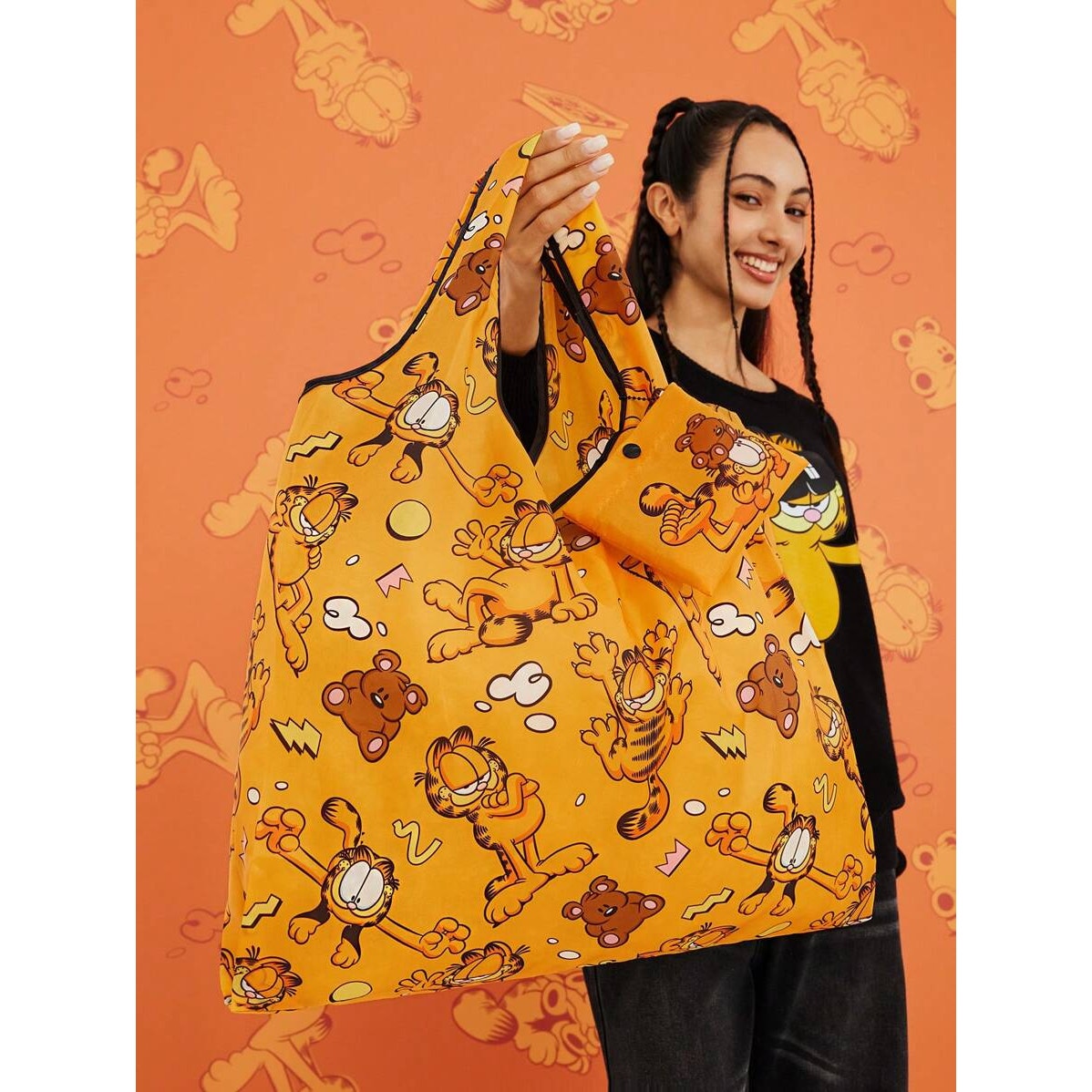 Garfield Foldable Reusable Tote Bag – Orange Eco Shopping Bag with Matching Pouch, 58x44cm