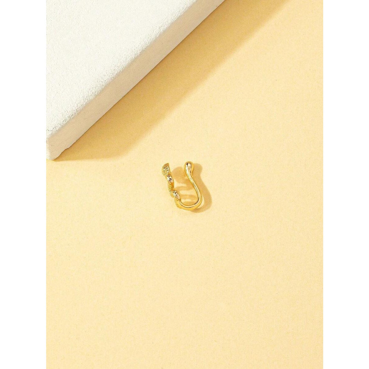 1 pc Elegant Gold Golden Tone Snake Faux Nose Ring, No Piercing Nose Clip