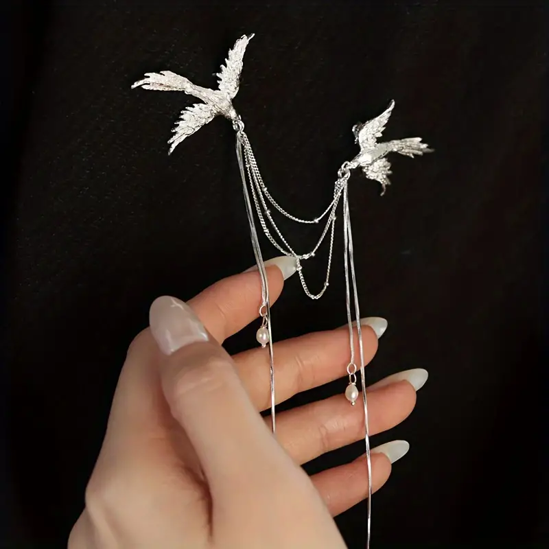 Elegant Chic Silver Flight Bird Pearl Tassel Brooch Pin