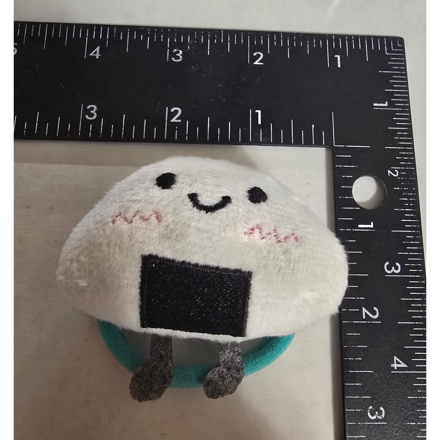Kawaii Onigiri Plush Hair Tie Elastic Band – Cute Rice Ball Face Accessory