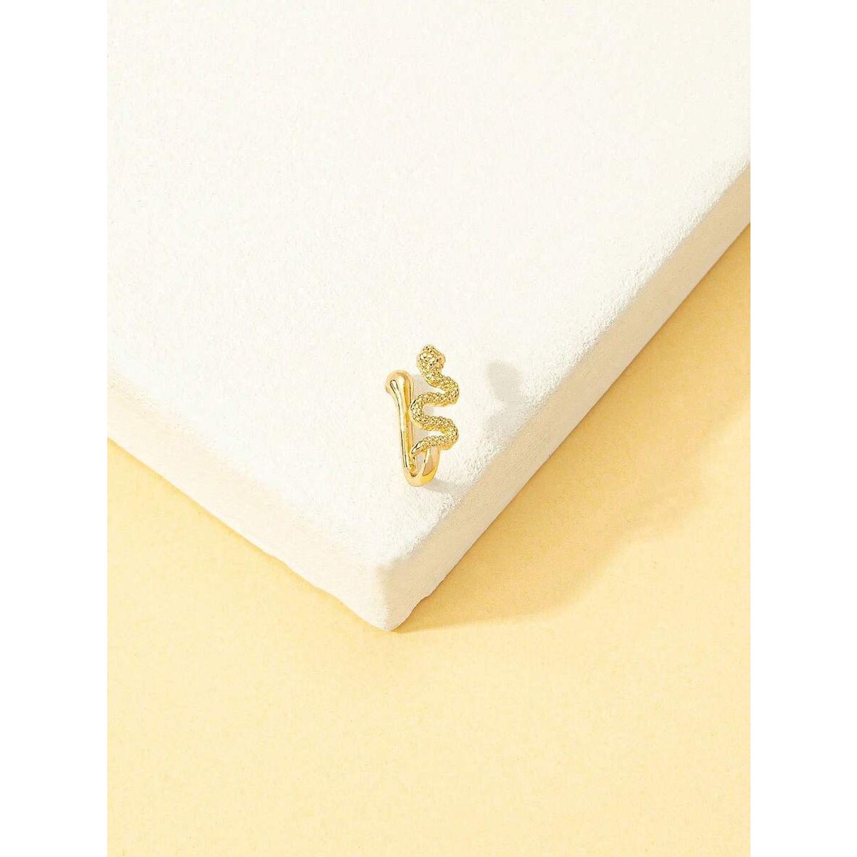 1 pc Elegant Gold Golden Tone Snake Faux Nose Ring, No Piercing Nose Clip