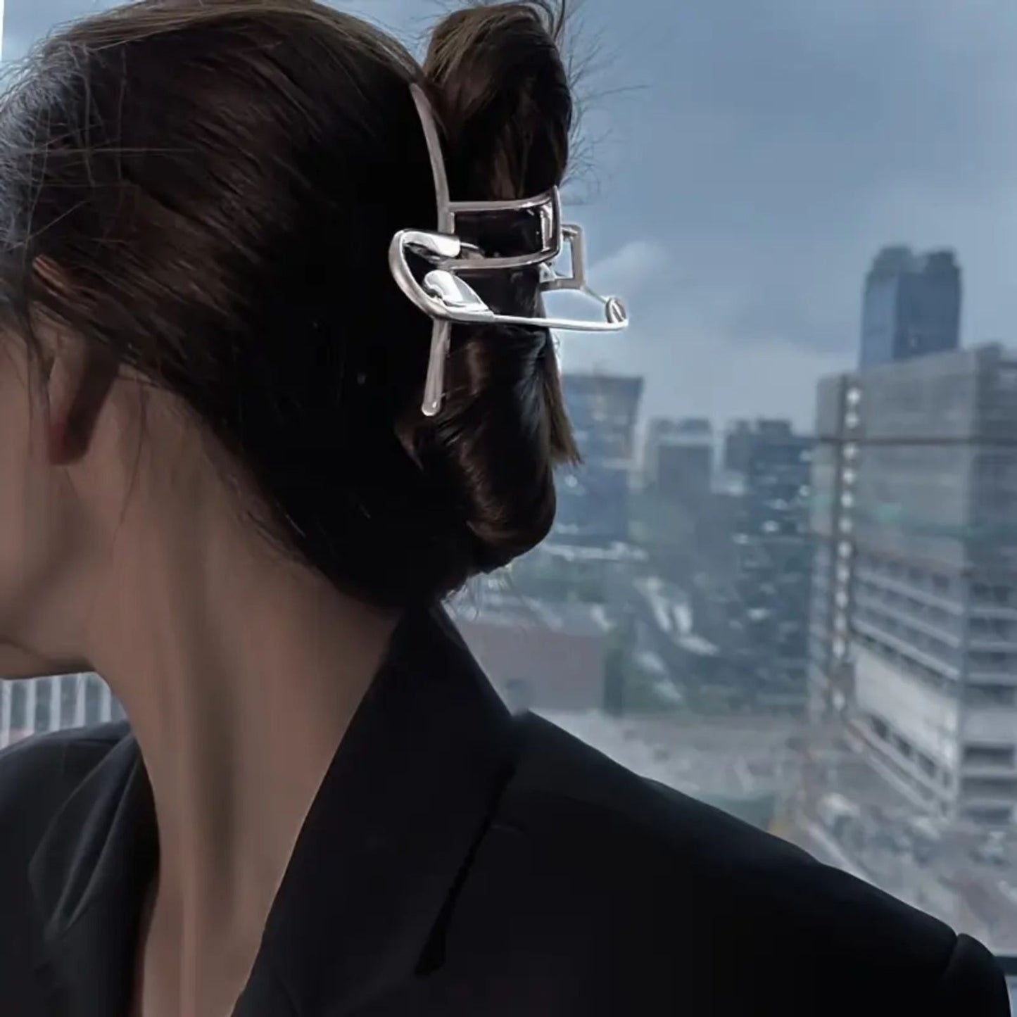 Chic Punk Art Silver Metal Safety Pin & Claw Hair Clip – Stylish Minimalist